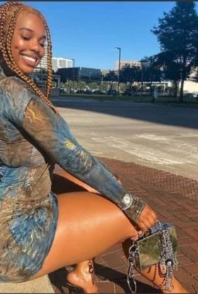 Eljoy(Makongeni escort)